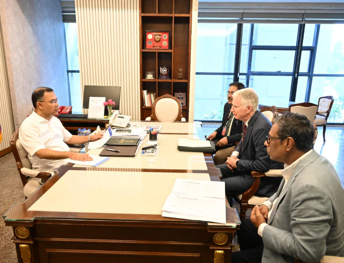 IAPB Chief Executive Calls on PM