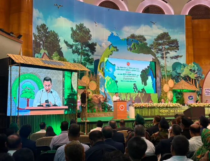 National event follows PM’s directive to avoid displaying personal photos