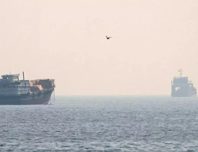 US seeks Iran's public commitment to secure Strait of Hormuz