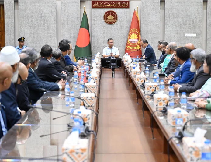 PM orders swift action to remove barriers to garment sector growth