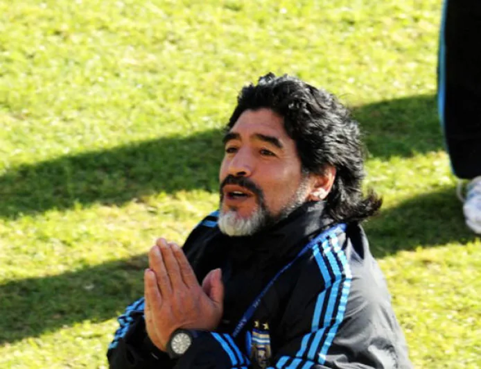 Maradona Trial Witnesses Tearful Battles and Unusual Offerings