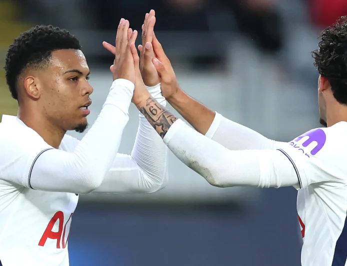 Spurs Beat Auckland FC Before Record New Zealand Crowd