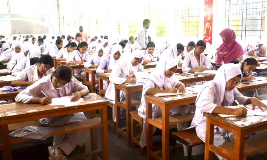 HSC, Equivalent Exams Begin Nationwide