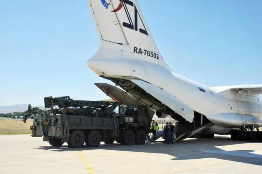 Kremlin weighs allowing Turkey to sell Russian-made missile systems