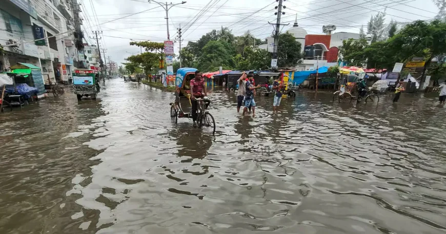 Heavy rains flood parts of Khulna, raising questions over Tk 823cr drainage project