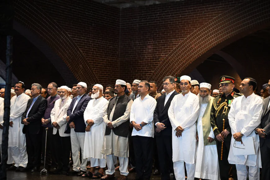 PM Attends Jamiruddin Sircar’s Namaj-e-Janaza