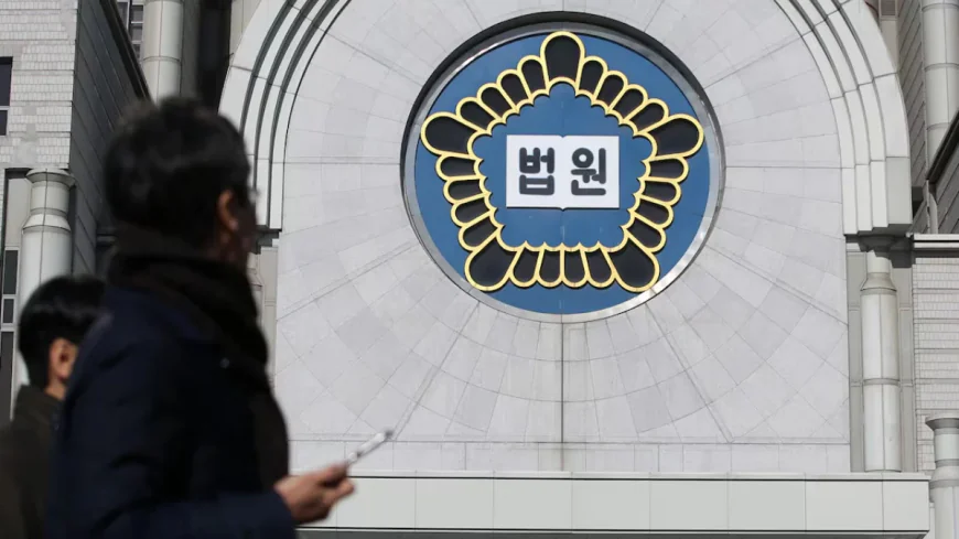 South Korean court acquits defector over North Korea money transfers