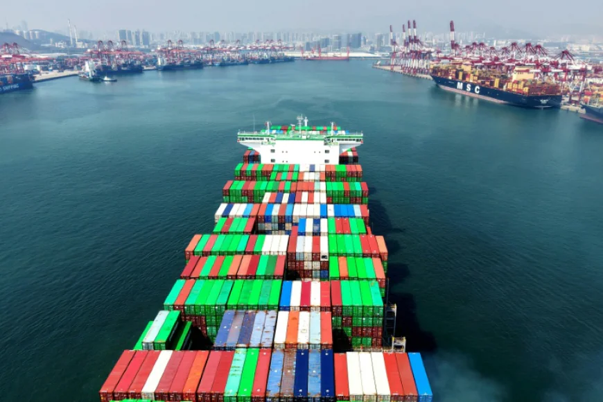 China's economic growth slows to weakest pace in over three years