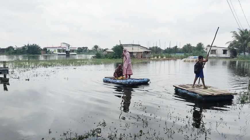 Satkhira Administration Warns Fish Farm Owners Over Waterlogging Crisis