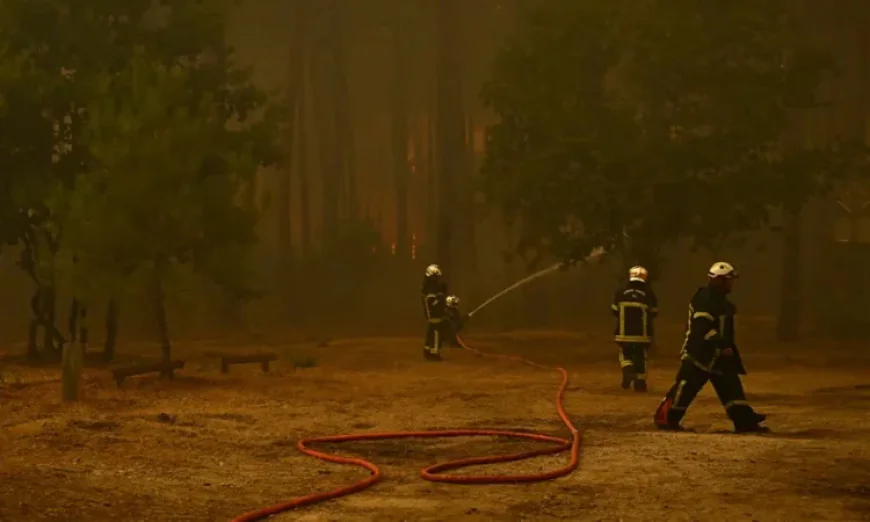 Paris Sends 100 Firefighters as Southwest Fires Intensify