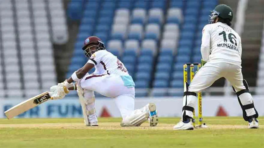 Hodge, Hope Put West Indies Ahead in Rain-Hit Pakistan Test