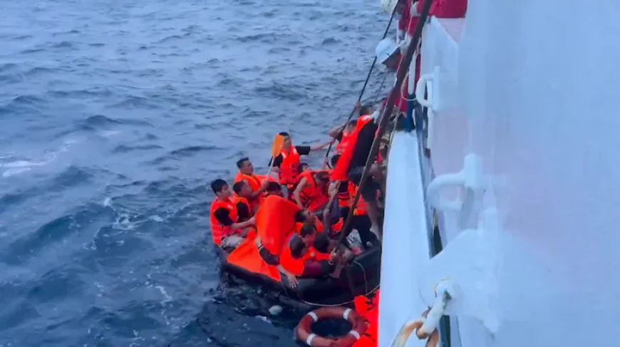 23 Missing After Vietnamese Ship Sinks in South China Sea