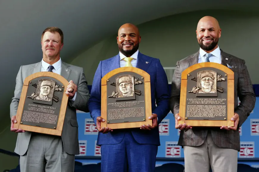 Beltran, Kent, Jones inducted into Baseball Hall of Fame