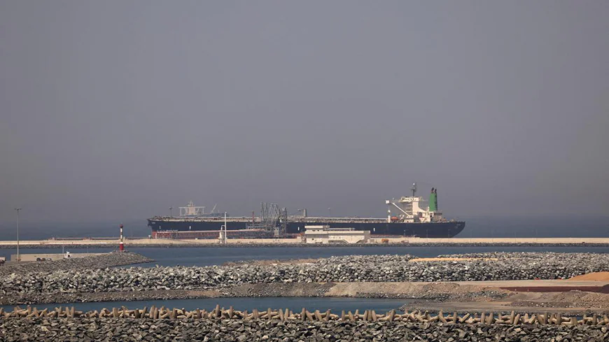 Iran Guards Halt Three Oil Tankers in Strait of Hormuz: Media
