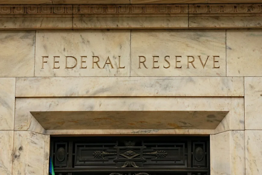 US Fed Expected to Hold Rates Steady Amid Inflation Concerns