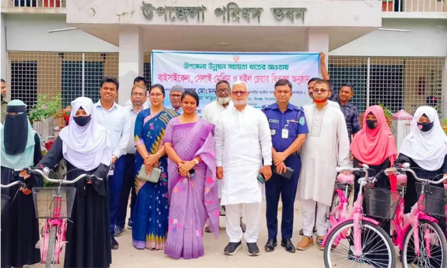127 Underprivileged People Receive Bicycles, Wheelchairs, Sewing Machines in Dinajpur