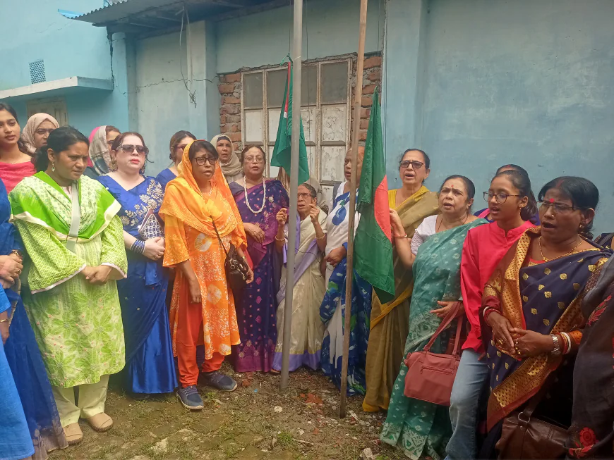 6th Dist Conference of Mahila Parishad held  in Patuakhali with various arrangements