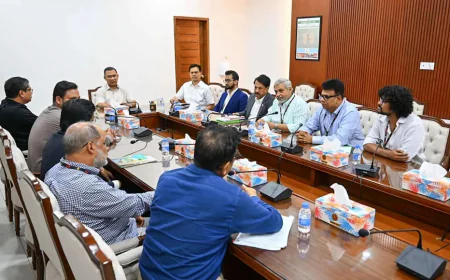 PM Assures Full Support for Safe Water Management at Experts’ Meeting