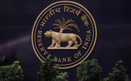 India's central bank holds rates amid Mideast uncertainty