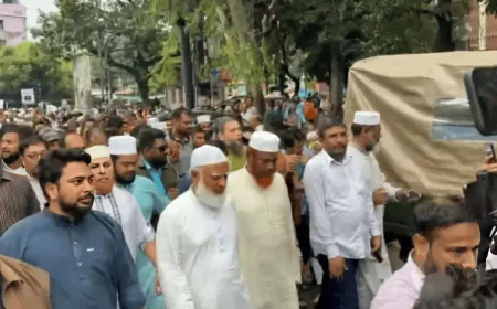 Police, 11-Party Alliance Activists Clash Outside Secretariat