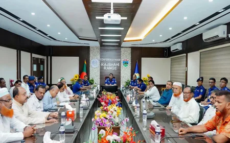 Rajshahi Range DIG Holds Talks with Bus-Truck Owners