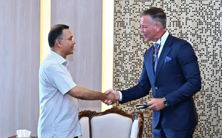 Visa Asia-Pacific President Meets with PM