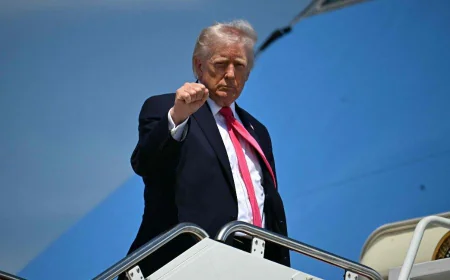 Trump Vows to Declare Strait of Hormuz U.S. Territory 'Soon'