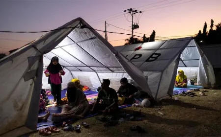 Deadly Indonesian quake displaces nearly 13,000 people