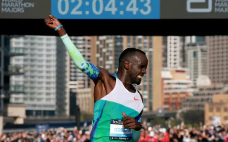 Gobena and Jepchirchir win Sydney Marathon titles