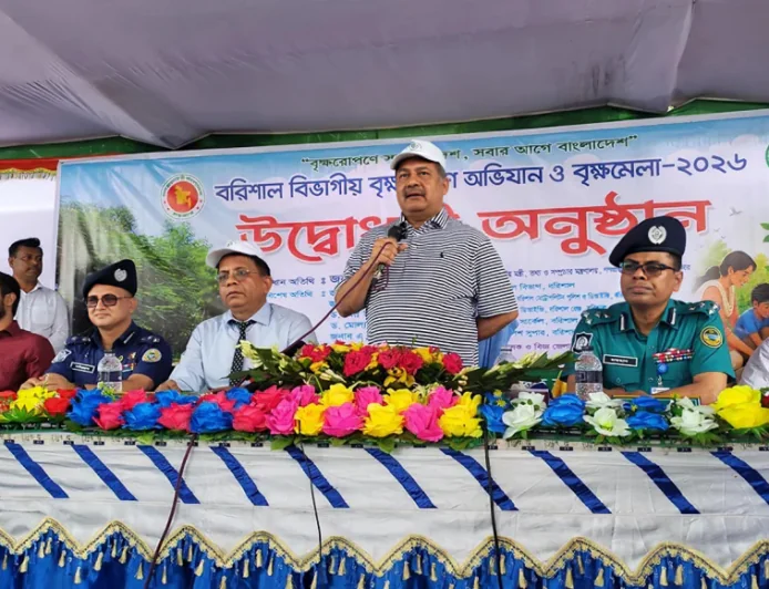 Info minister inaugurates 15-day tree fair in Barishal
