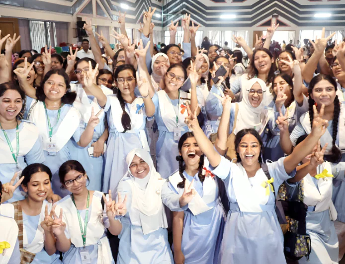 116,676 Students Achieve GPA-5 in SSC, Equivalent Exams; Girls Lead Boys