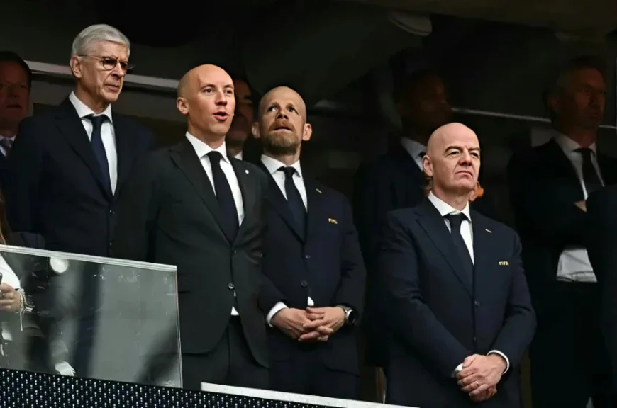 Infantino faces growing pressure as Wenger turns against him