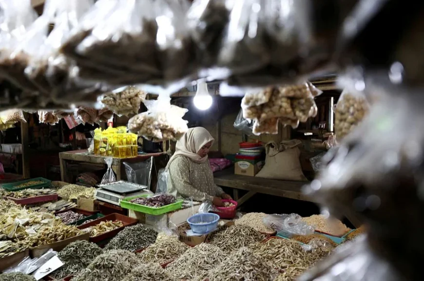 Indonesia's economic growth slows in second quarter