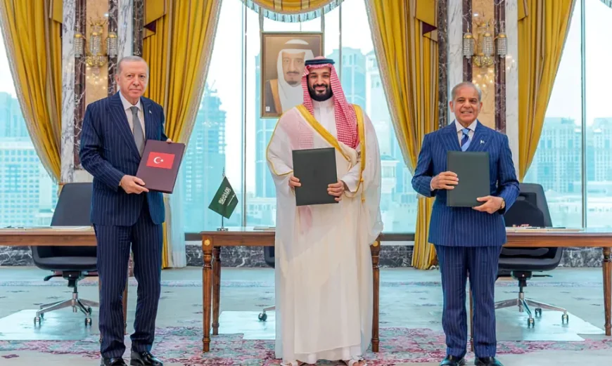 Saudi Arabia, Turkey and Pakistan Sign Defence Pact Amid Regional Conflict