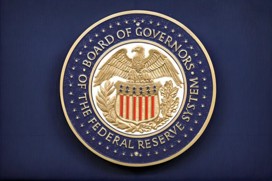Trump Renews Push to Remove Fed Governor Lisa Cook