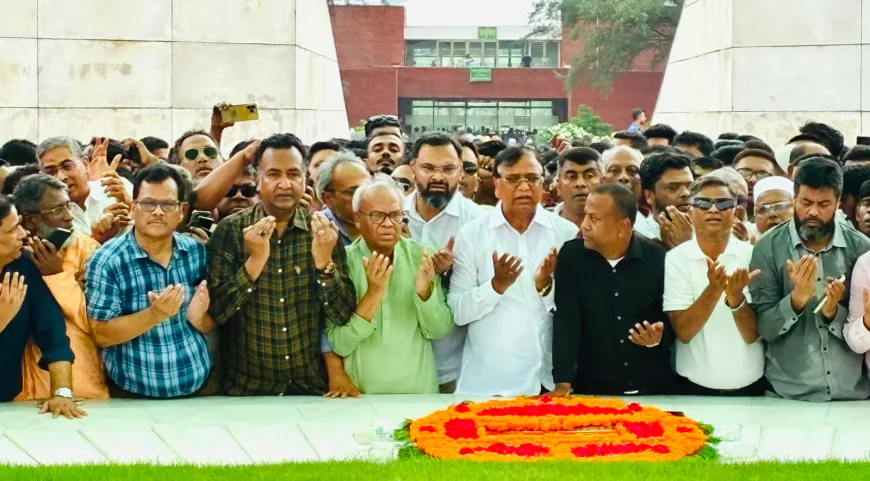 BNP Acting Secretary General pays tribute at Ziaur Rahman, Khaleda Zia’s graves