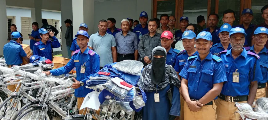 Bicycles, uniforms distributed among Kaptai village police