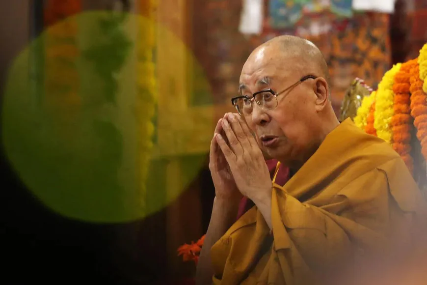Dalai Lama prays for victims of Tibet Nepal floods