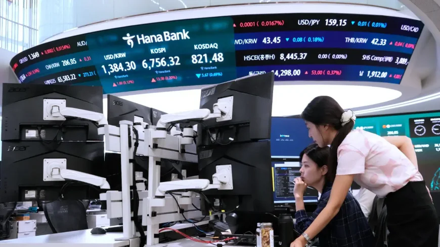 South Korea announces second straight rate hike