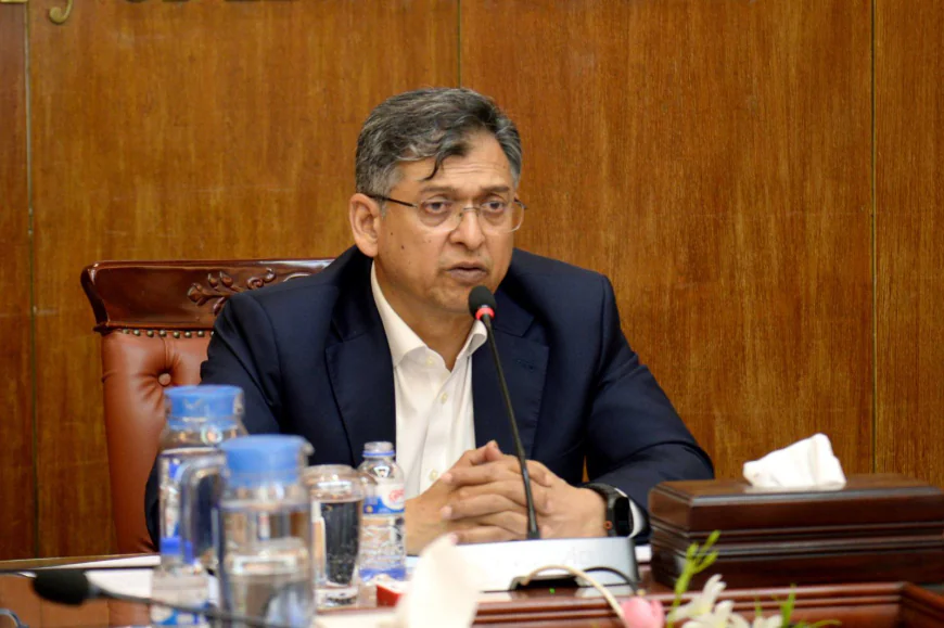 Govt offers up to Tk 2 lakh for information on looted, illegal firearms