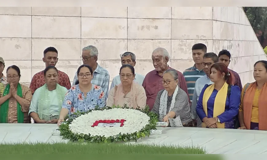 Bohmong royal family pays tribute at graves of Shaheed Zia and Khaleda Zia
