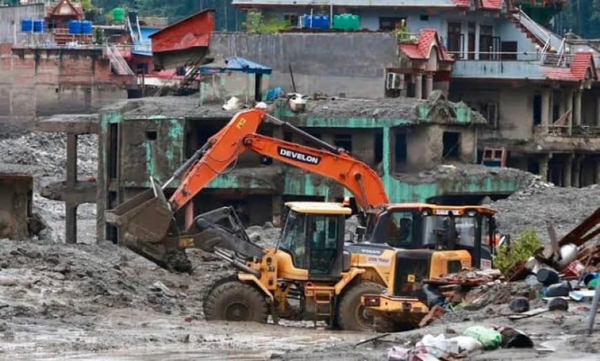Nepal rescuers drill to reach 100 workers trapped in tunnel