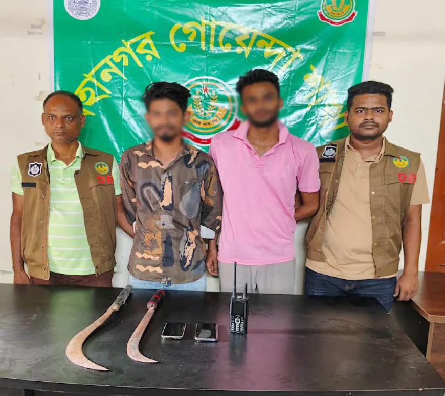 Two youths arrested in Rajshahi for allegedly preparing to commit mugging