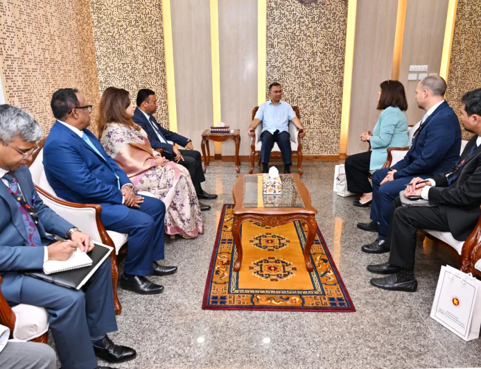 Strong democracy key to sustainable progress, says PM