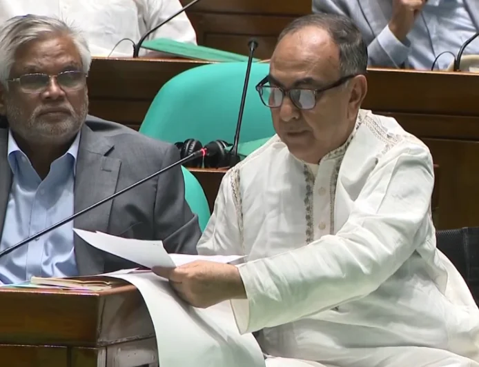 Mirza Abbas makes emotional return to parliament: ‘I have returned to the people’
