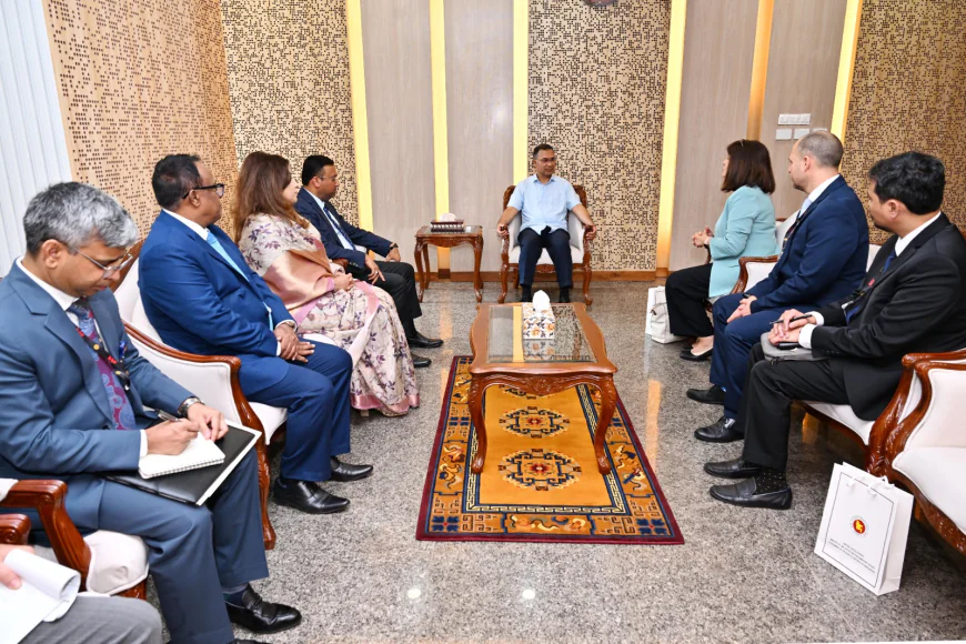 Strong democracy key to sustainable progress, says PM