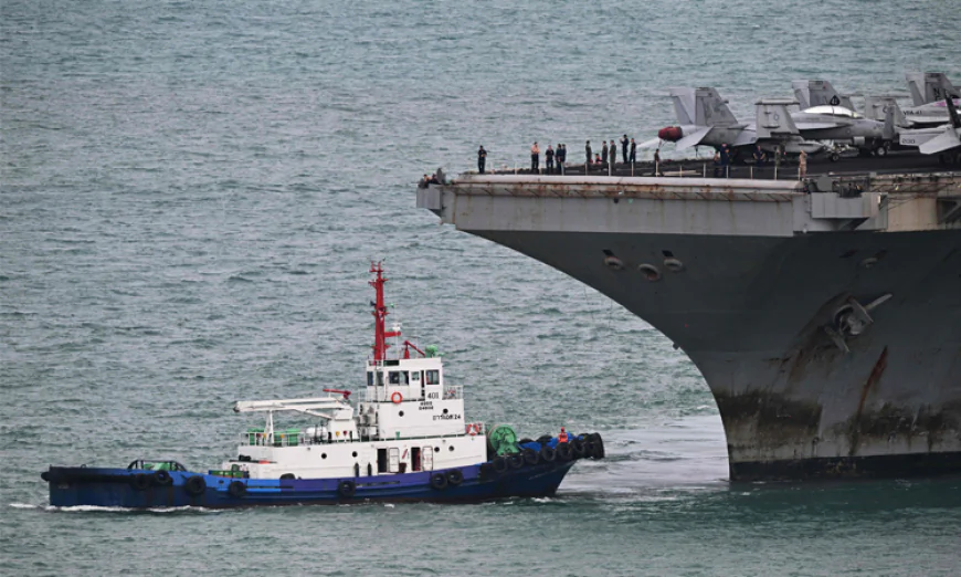 USS Abraham Lincoln arrives at Thai port after months at sea