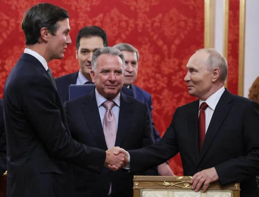 Putin holds talks with US envoys on Ukraine war
