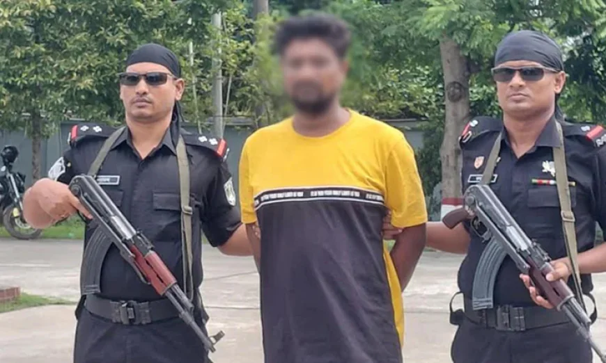 Khulna terror chief arrested with firearms