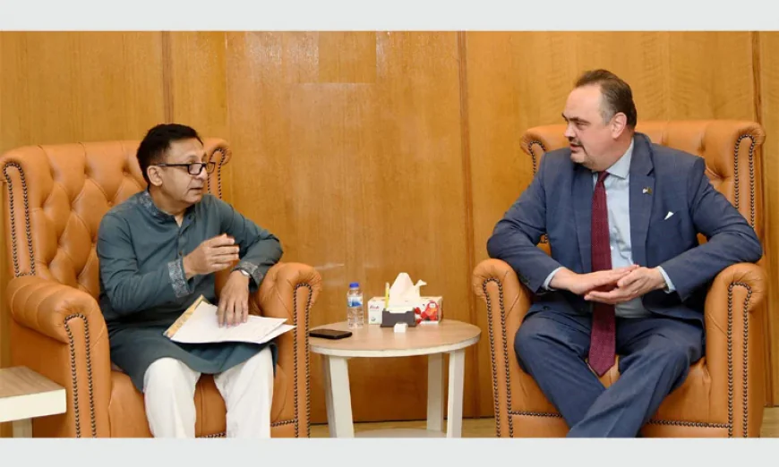 Commerce minister, US envoy discuss boosting trade and investment